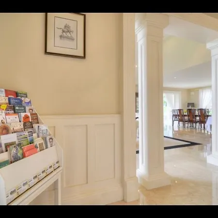 Lakeview Lodge B&B *