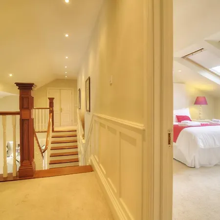 Lakeview Lodge B&B *