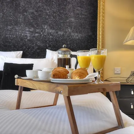 Lakeview Lodge B&B *