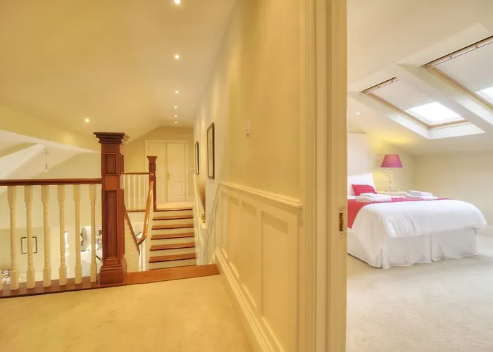 Lakeview Lodge B&B *